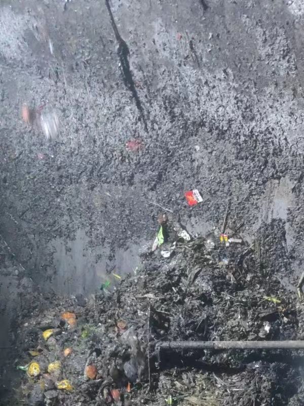 鹿寨污水池清理